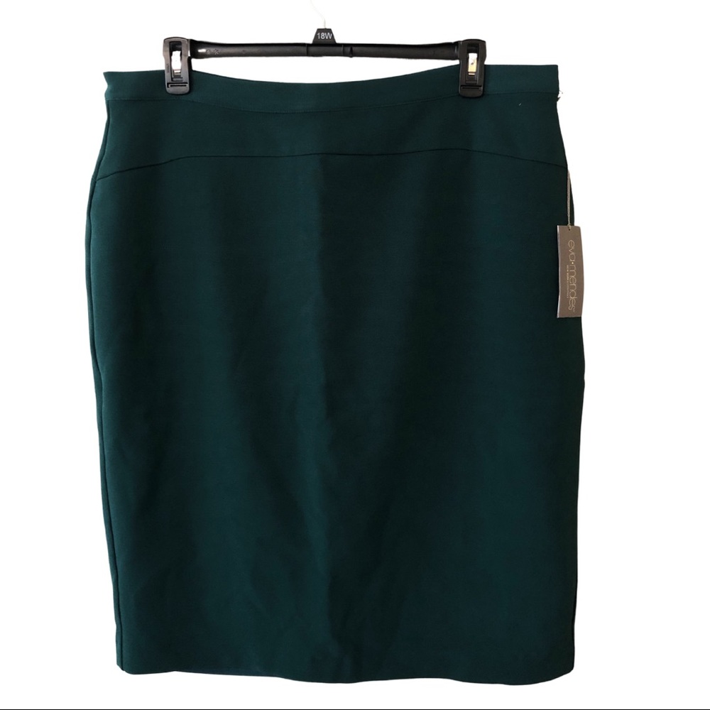 New York & Co pencil skirt dark green size 18